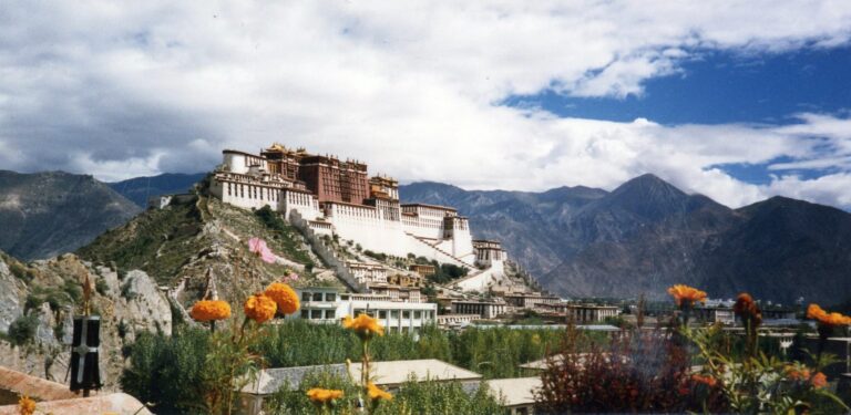 tibet photo gallery of Potala Palace